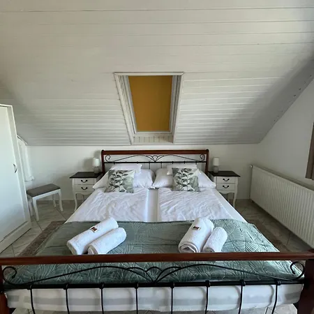 Herczeg Villa